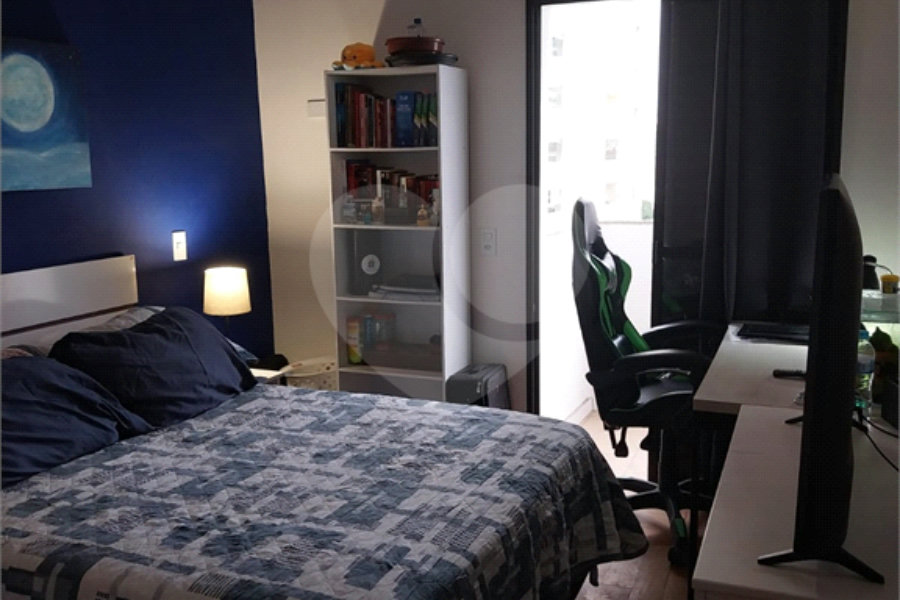 Apartamento à venda com 4 quartos, sendo 1 suíte, em Alto da Lapa, São Paulo, SP