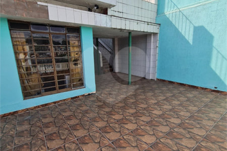 Casa à venda com 6 quartos em Vila dos Remédios, São Paulo, SP
