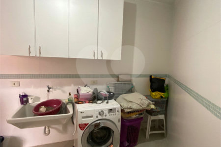 Sobrado à venda com 2 quartos, sendo 1 suíte, em Vila Gustavo, São Paulo, SP