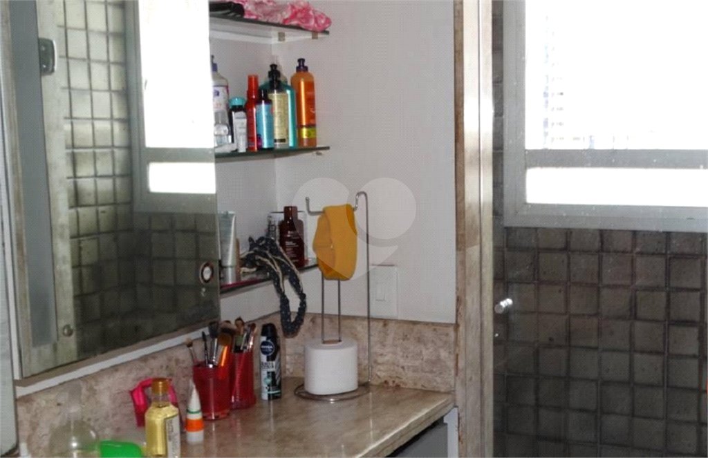 Cobertura à venda ou para alugar com 4 quartos, sendo 2 suítes, em Vila Uberabinha, São Paulo, SP