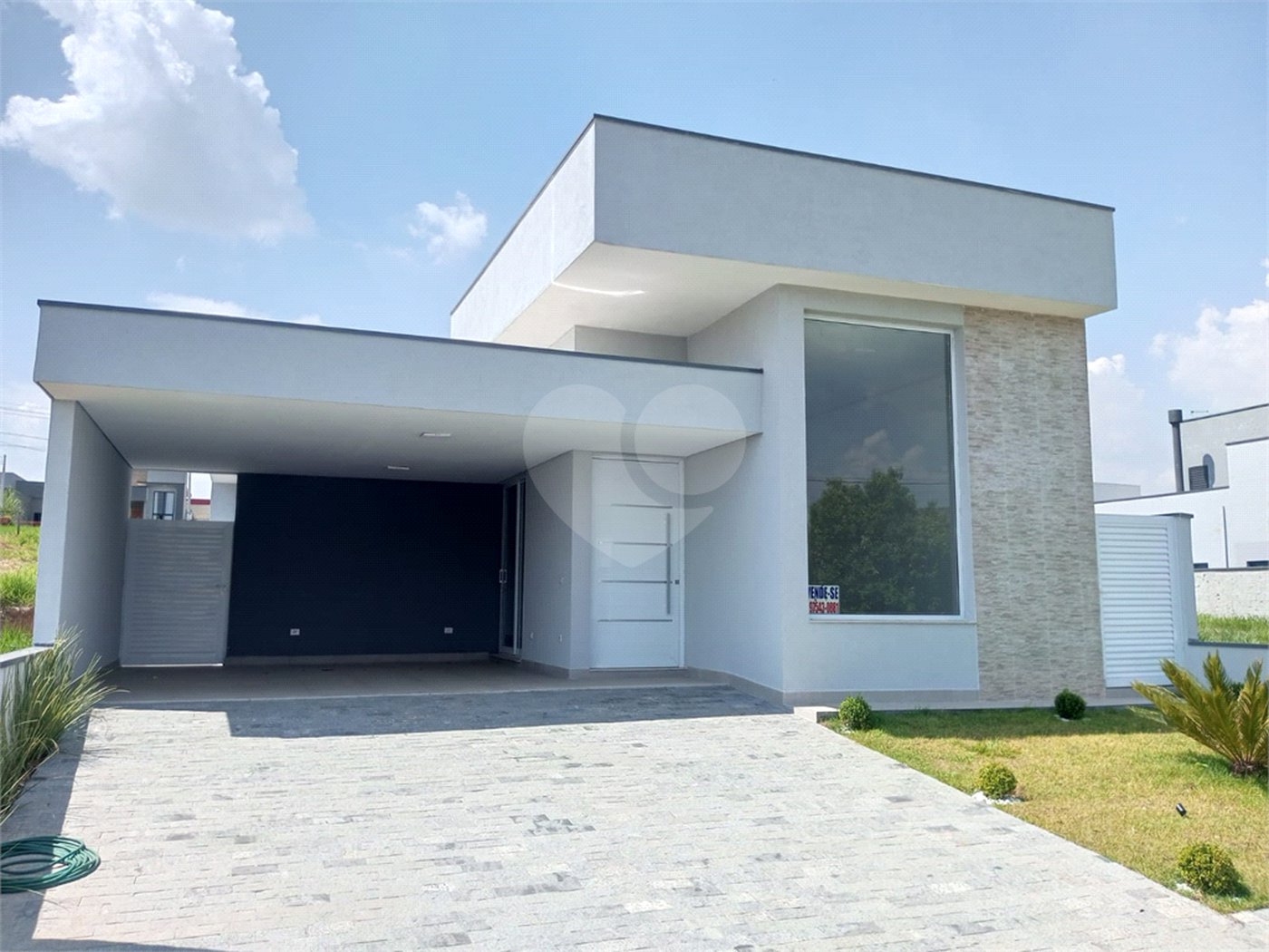 Casa à venda com 3 quartos, sendo 1 suíte,  no condomínio Lagos D Icaraí, Salto - SP
