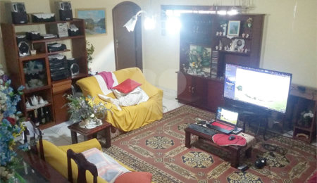 Sobrado à venda com 3 quartos em Jardim Macedônia, São Paulo, SP