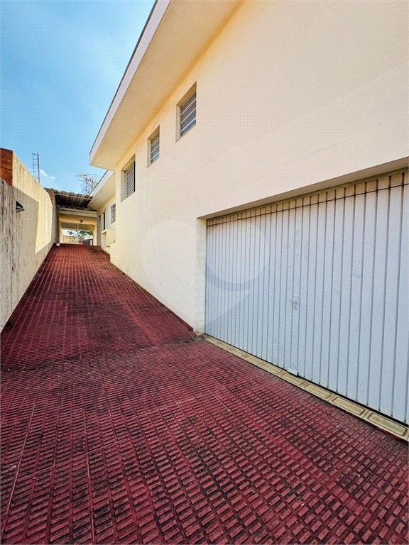 Casa à venda com 4 quartos, sendo 2 suítes,  em Vila Galvão, Guarulhos, SP