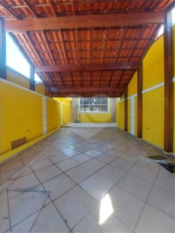 Sobrado à venda com 3 quartos, sendo 1 suíte, em Vila Piauí, São Paulo, SP