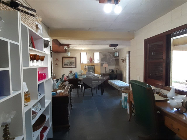 Casa à venda com 3 quartos, sendo 1 suíte,  em Alto da Boa Vista, São Paulo, SP