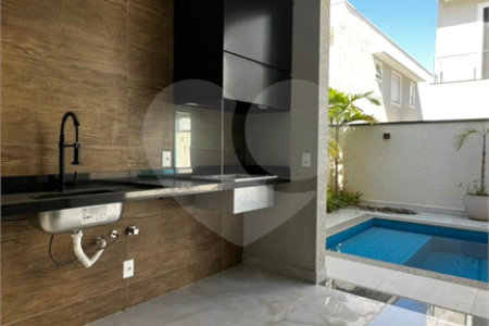 Casa à venda com 4 suítes no condomínio Bella Cittá Villagio I, Mogi das Cruzes - SP