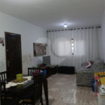 Sobrado à venda com 3 quartos, sendo 1 suíte,  em Jardim Guairaca, São Paulo, SP