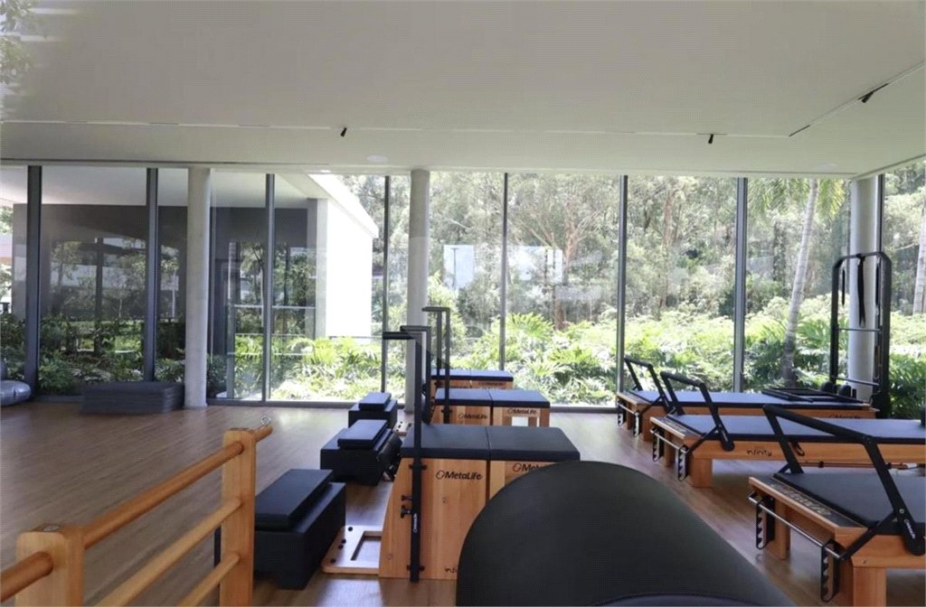 Apartamento à venda com 4 suítes em Vila Cordeiro, São Paulo, SP