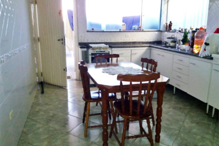 Sobrado à venda com 4 quartos, sendo 3 suítes, em Tucuruvi, São Paulo, SP