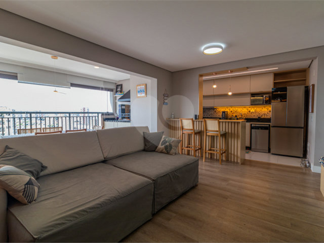 Apartamento à venda com 3 quartos, sendo 1 suíte,  em Chácara Flora, São Paulo, SP