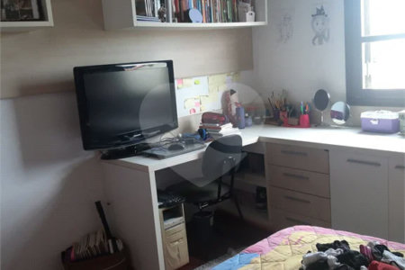 Sobrado à venda com 3 quartos, sendo 1 suíte, em Vila Mazzei, São Paulo, SP