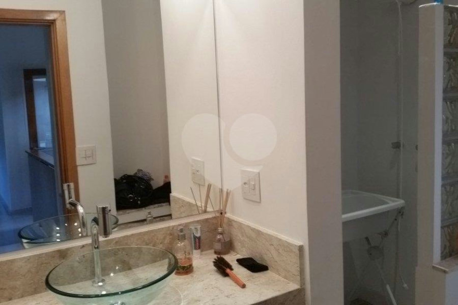 Sobrado à venda com 3 quartos, sendo 1 suíte, em Barro Branco (zona Norte), São Paulo, SP