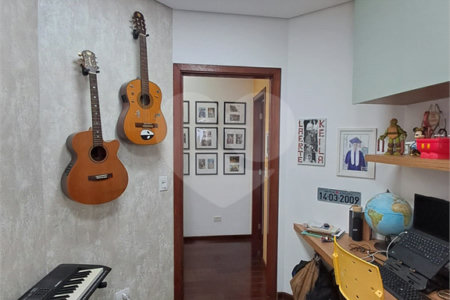 Apartamento à venda com 3 quartos, sendo 1 suíte, em Nova Petrópolis, São Bernardo do Campo, SP
