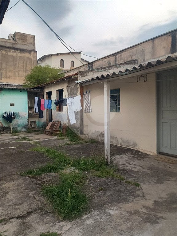 Casa à venda com 4 quartos, sendo 1 suíte, em Vila Cordeiro, São Paulo, SP