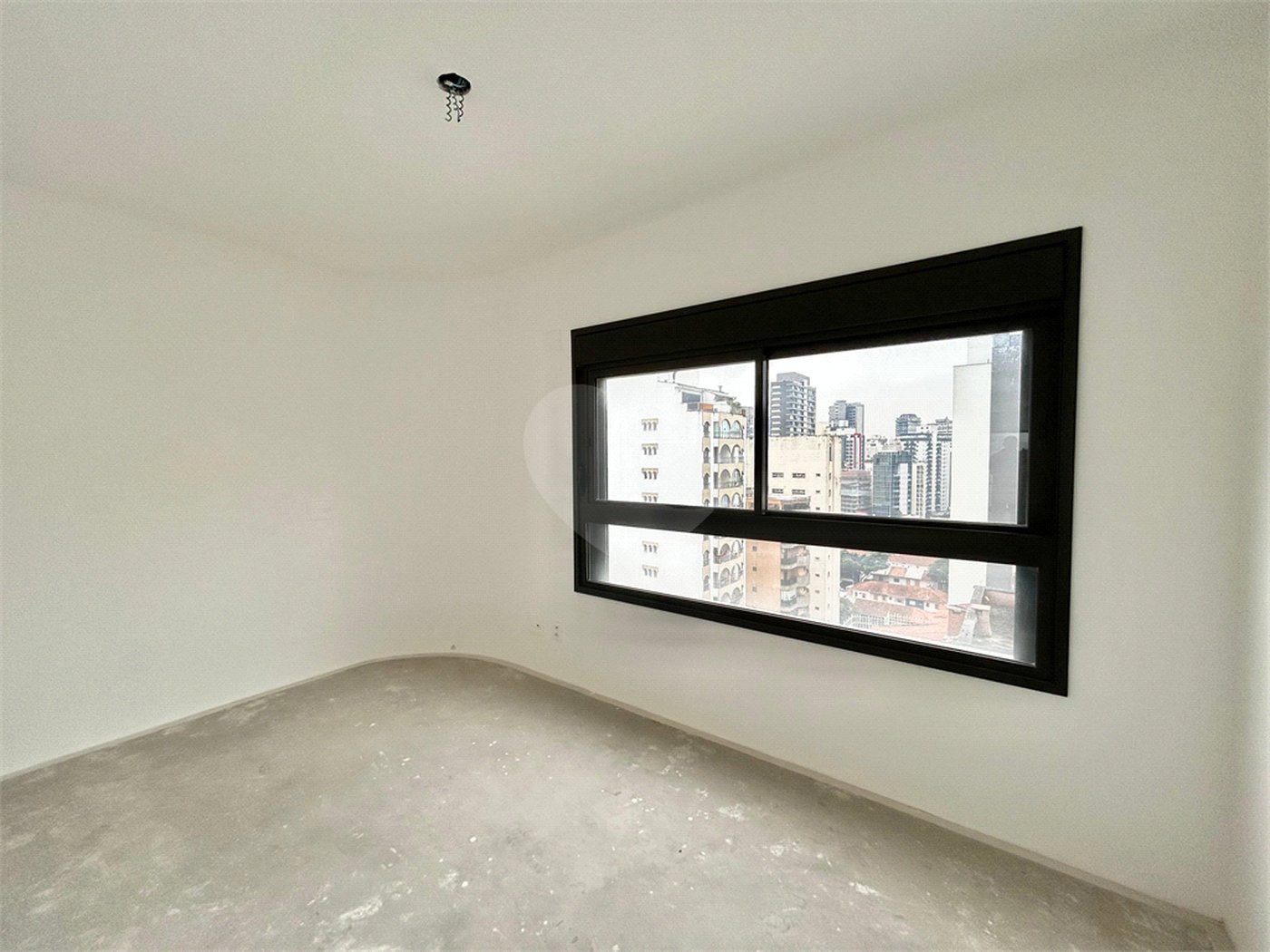 Apartamento à venda com 3 suítes em Vila Olímpia, São Paulo, SP