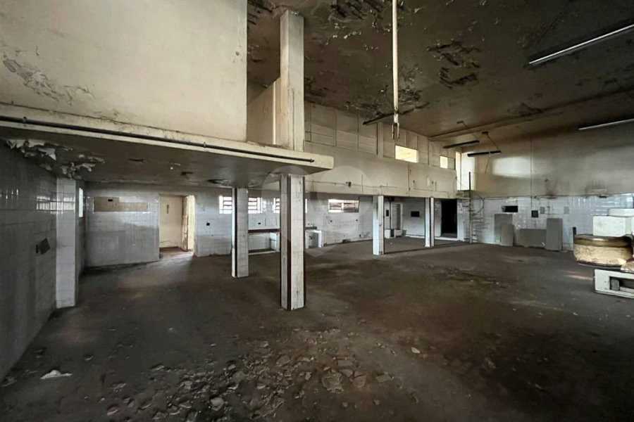 Barracão comercial em ponto estratégico na Paulicéia