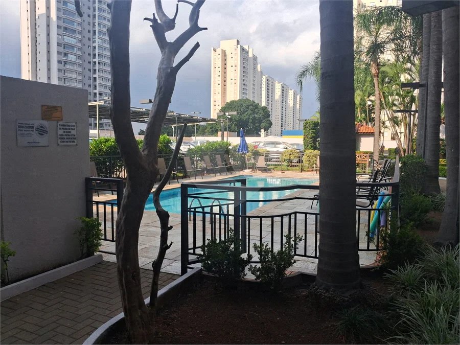 APARTAMENTO A VENDA SEMI MOBILADO A VENDA NA VILA LEOPOLDINA