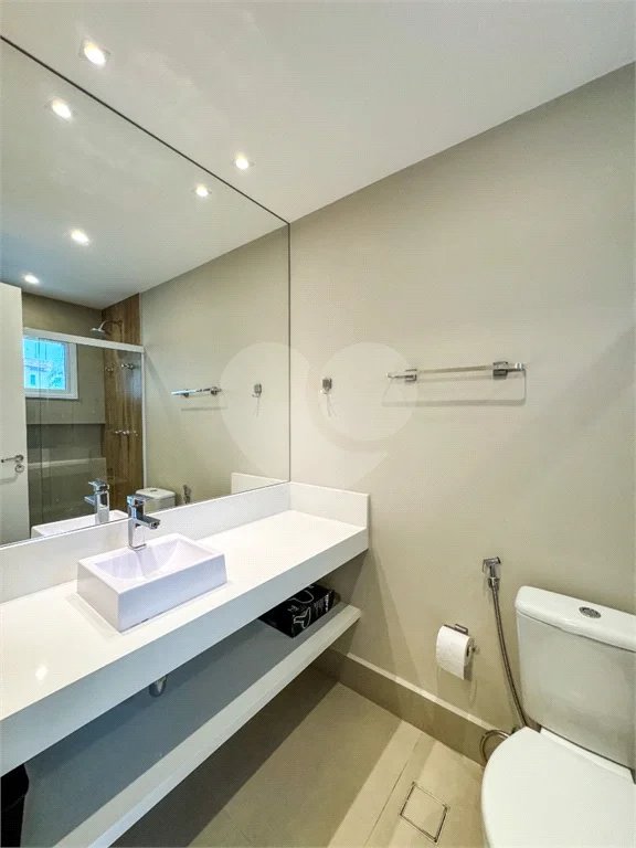 Apartamento à venda com 3 suítes em Riviera de São Lourenço, Bertioga, SP