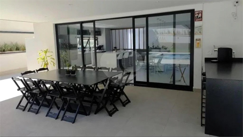 Casa à venda com 4 suítes no condomínio Fazenda Serra Azul, Itupeva - SP