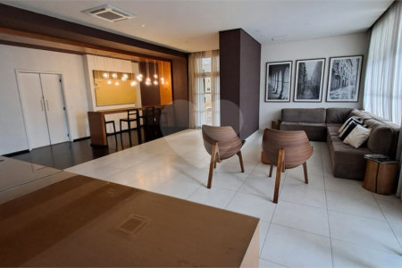 Apartamento à venda ou para alugar com 1 suíte em Vila Cordeiro, São Paulo, SP