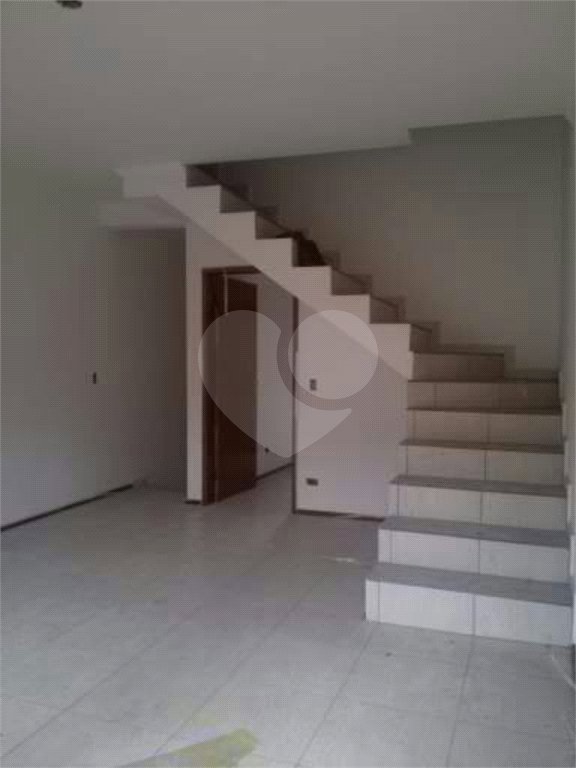 Sobrado à venda com 3 quartos, sendo 1 suíte, em Jardim Monte Kemel, São Paulo, SP