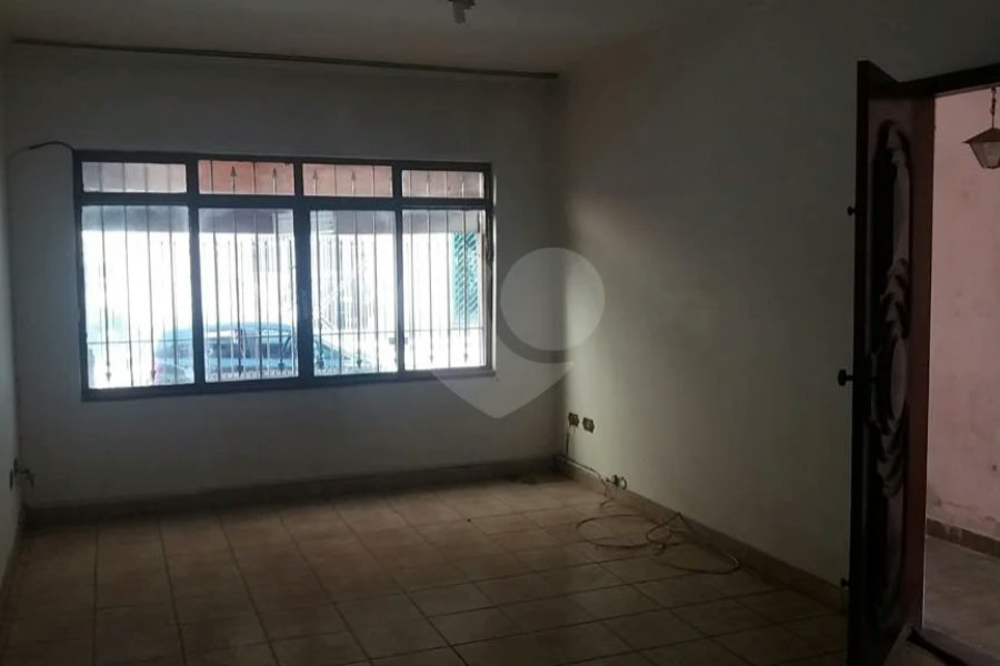 Sobrado à venda com 3 quartos, sendo 1 suíte, em Tremembé, São Paulo, SP