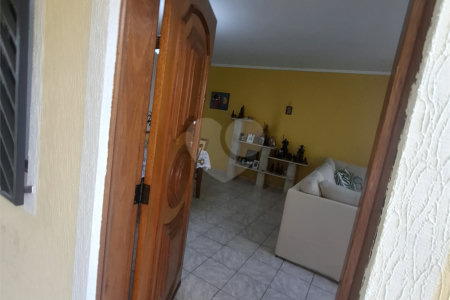 Casa à venda com 4 quartos, sendo 3 suítes, em Vila Aurora (zona Norte), São Paulo, SP