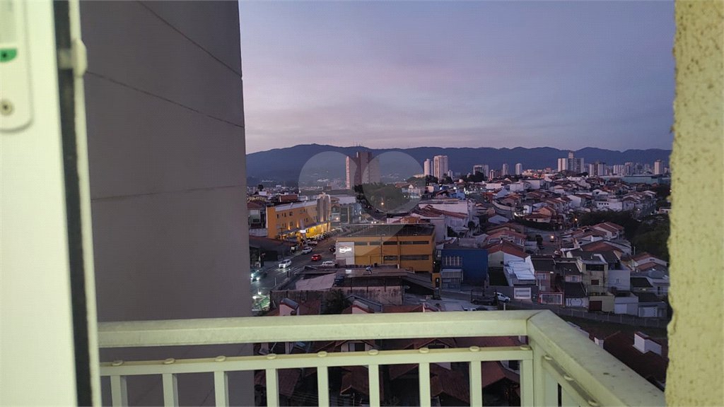 Apartamento à venda com 3 quartos, sendo 2 suítes, em Alto Ipiranga, Mogi das Cruzes, SP