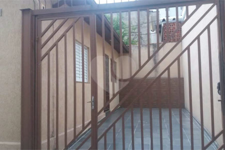 Casa à venda com 2 quartos, sendo 1 suíte, em Vila Gumercindo, São Paulo, SP