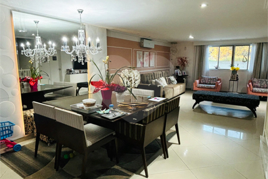 Casa à venda com 4 suítes no condomínio Maison Montparnasse, São Paulo - SP