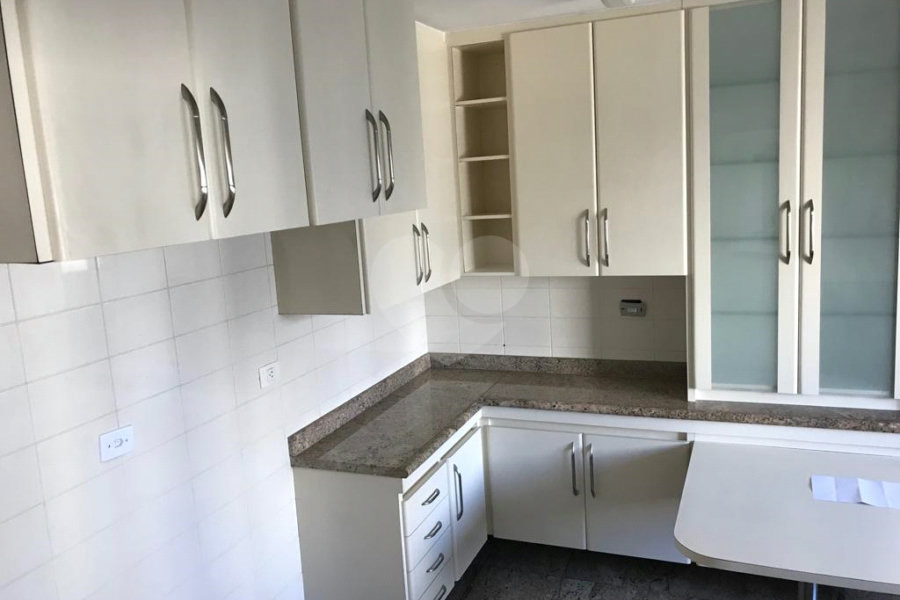Apartamento à venda com 3 quartos, sendo 1 suíte,  em Santana, São Paulo, SP