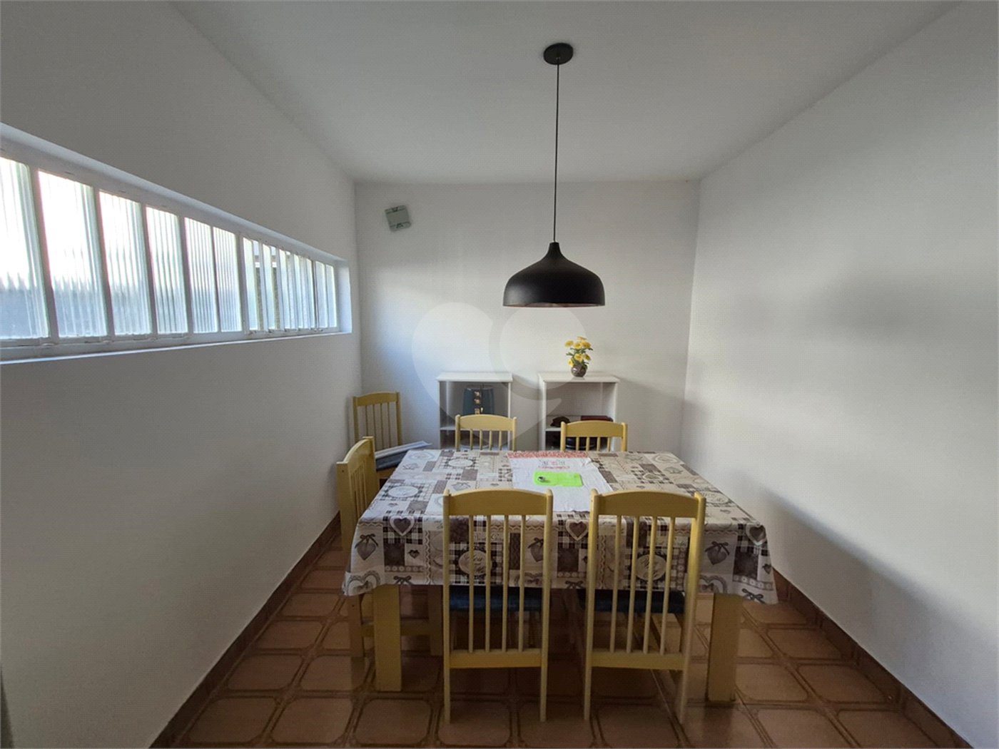 Casa à venda com 3 quartos, sendo 1 suíte, em Vila Salles, Atibaia, SP