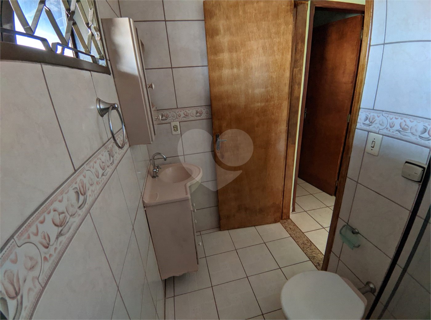 Casa à venda com 4 quartos, sendo 1 suíte, em Valentina Figueiredo, Ribeirão Preto, SP
