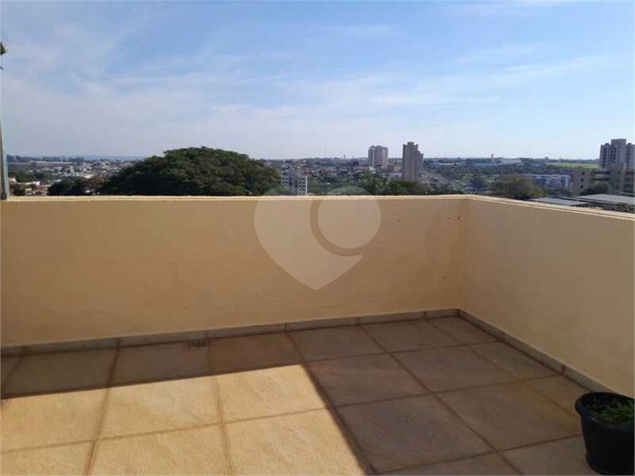 Cobertura à venda com 2 suítes no Centro, Araraquara, SP