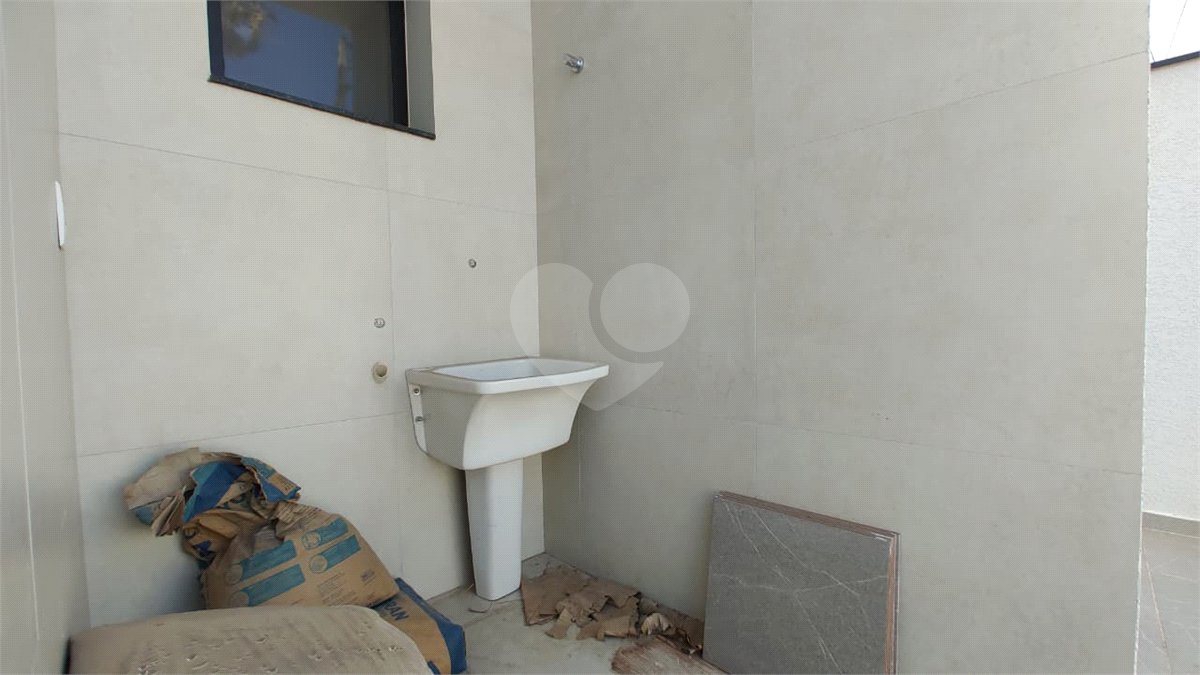 Casa de Vila à venda com 3 quartos, sendo 1 suíte,  em Éden, Sorocaba, SP