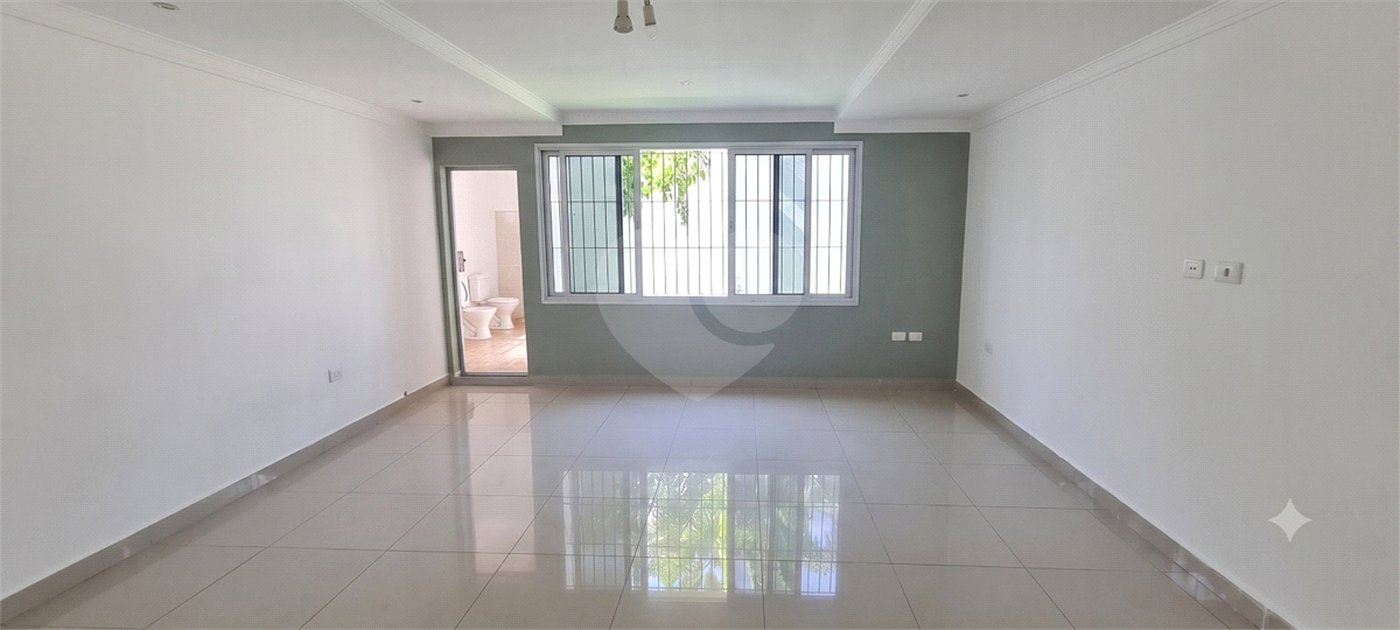 Casa à venda com 5 suítes em Roseira, Mairiporã, SP