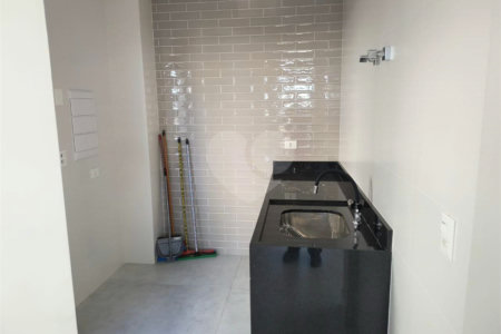 Casa à venda com 3 quartos, sendo 1 suíte, no condomínio Bella Città - Fazenda Rodeio, Mogi das Cruzes - SP