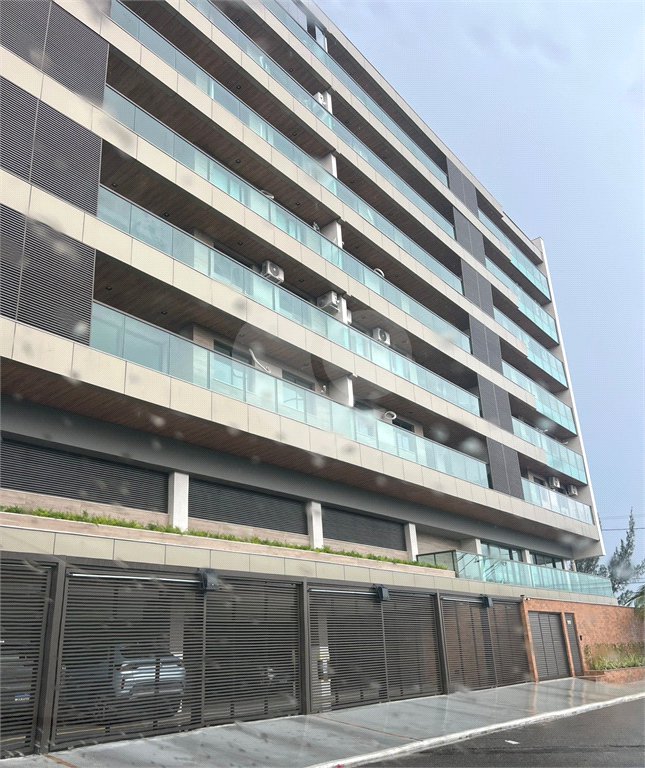 Apartamento à venda com 2 quartos, sendo 1 suíte, em Nova São Pedro, São Pedro da Aldeia, RJ