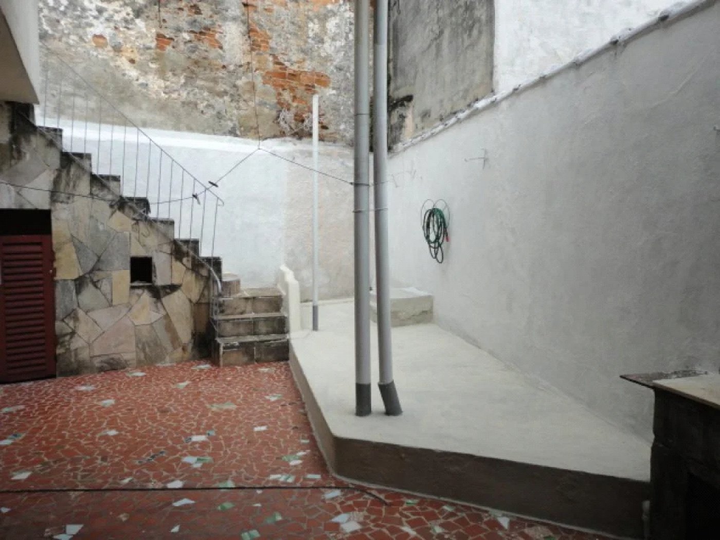 Casa à venda com 3 quartos, sendo 1 suíte, em Vila Gomes, São Paulo, SP