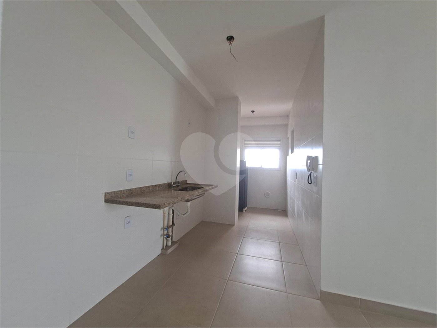 Apartamento à venda ou para alugar com 3 quartos, sendo 1 suíte, em Vila Macia, Itapetininga, SP