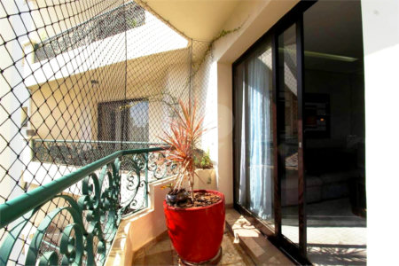 Apartamento à venda com 3 quartos, sendo 1 suíte, em Indianópolis, São Paulo, SP