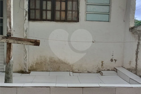 Sobrado à venda com 3 quartos em Vila Menck, Osasco, SP