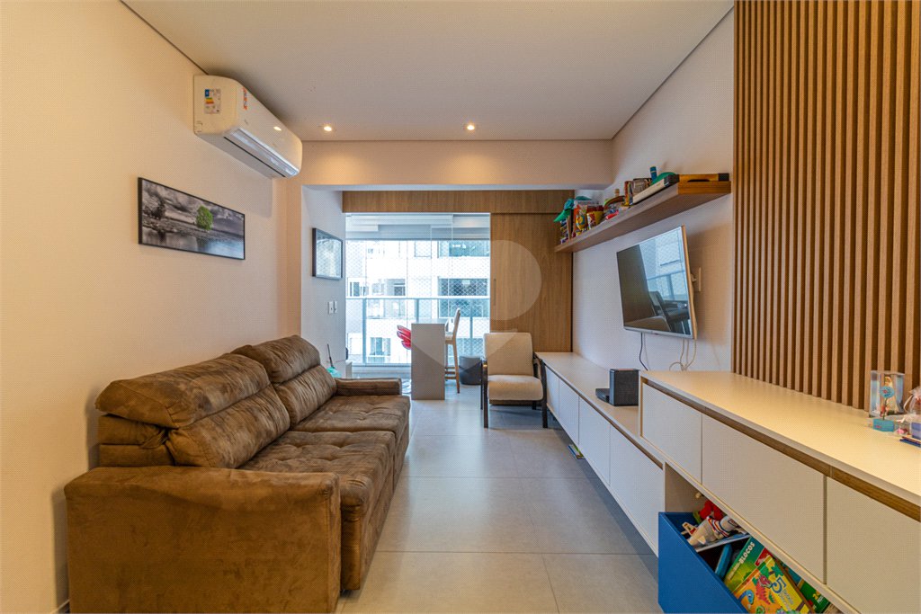 Apartamento à venda com 3 quartos, sendo 1 suíte, em Granja Julieta, São Paulo, SP