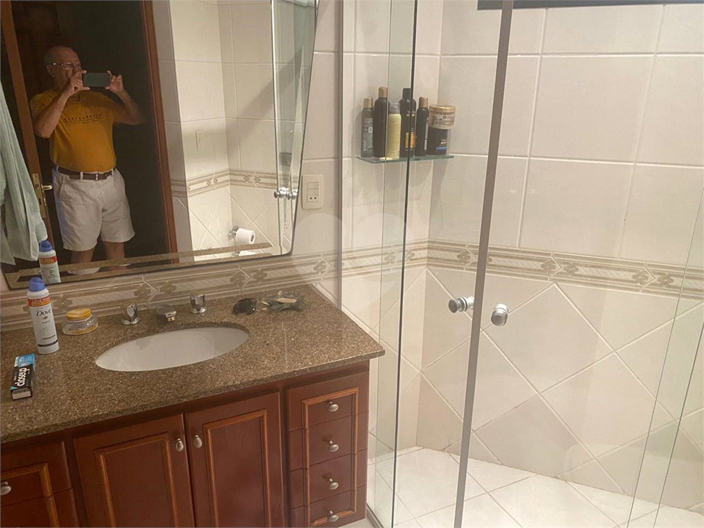 Apartamento à venda com 3 suítes em Jardim Londrina, São Paulo, SP