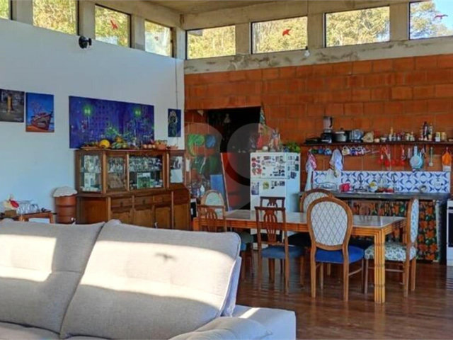 Chácara à venda com 2 suítes em Boa Vista, Piracaia, SP