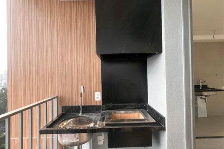 Apartamento à venda com 3 quartos, sendo 1 suíte,  em Pinheiros, São Paulo, SP