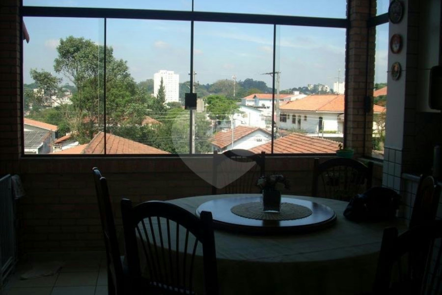 Sobrado à venda com 4 quartos, sendo 2 suítes, em Tremembé, São Paulo, SP