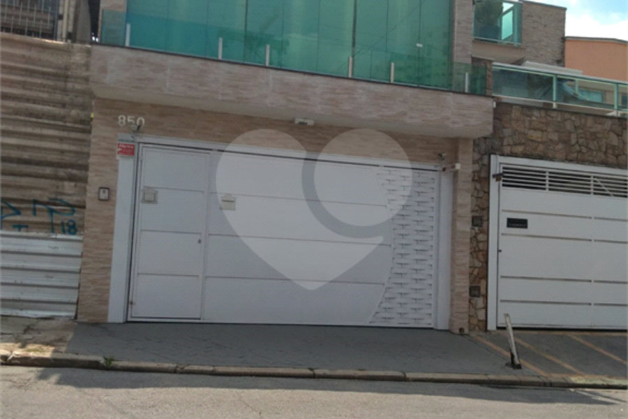 Sobrado à venda com 3 quartos, sendo 1 suíte, em Tremembé, São Paulo, SP
