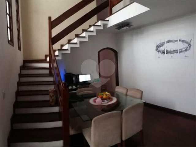 Sobrado à venda com 3 quartos, sendo 1 suíte,  em City Recanto Anastácio, São Paulo, SP