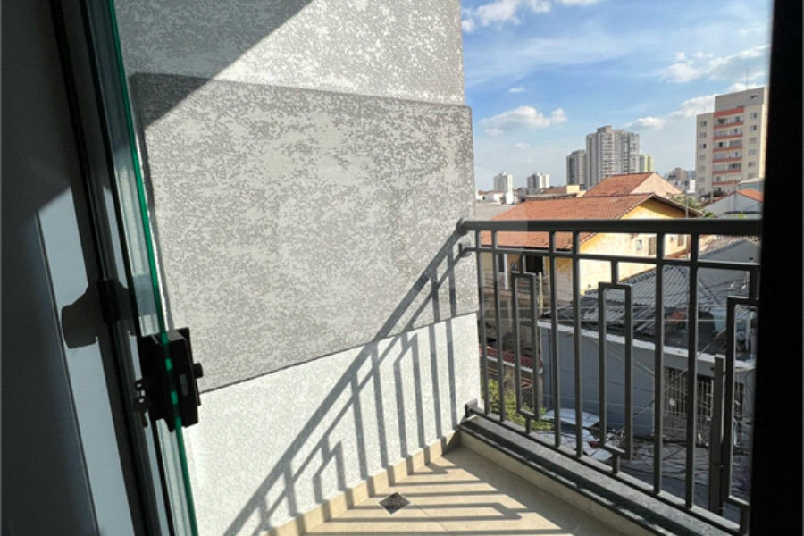 Sobrado à venda com 3 suítes em Parada Inglesa, São Paulo, SP
